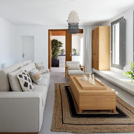 Villa Kamini White I