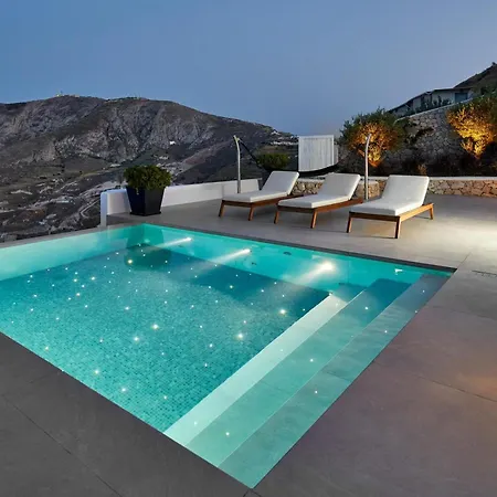Kamini White I Villa